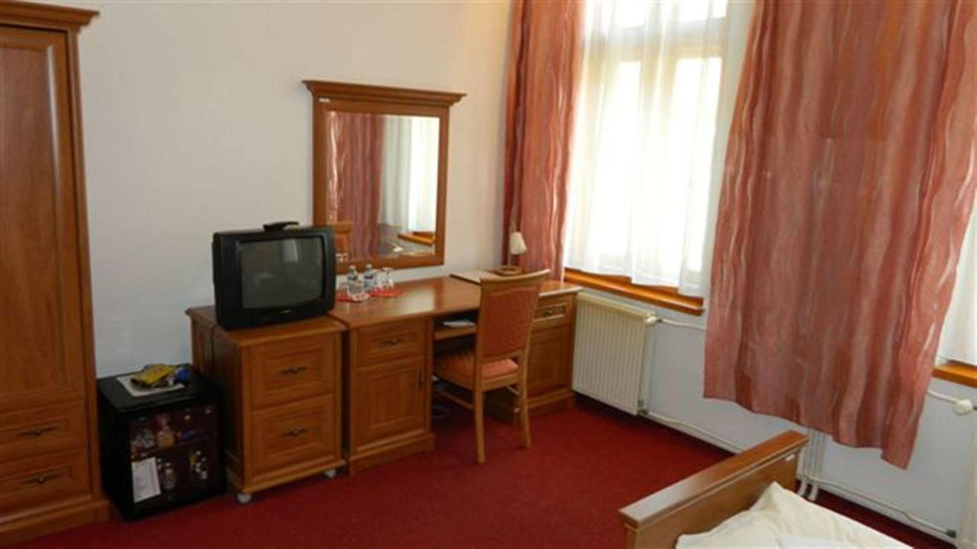 Hotel Maria Ostrava Luaran gambar