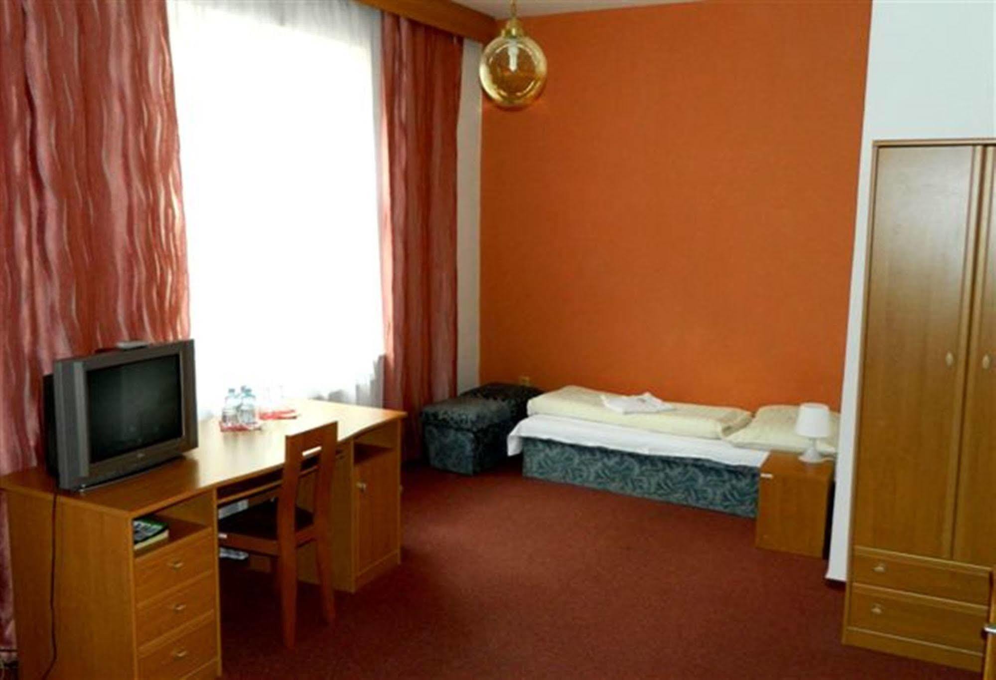 Hotel Maria Ostrava Luaran gambar