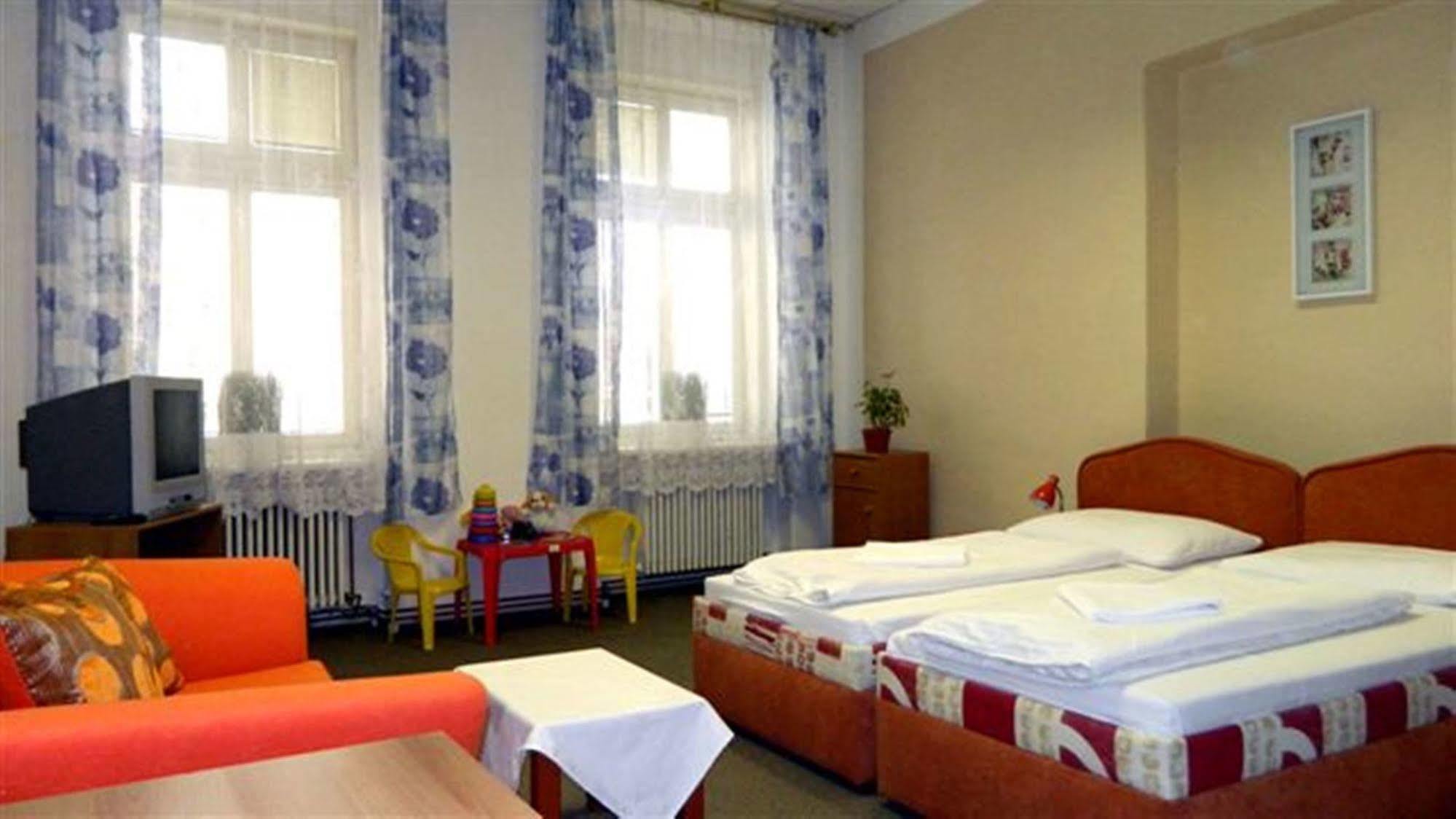 Hotel Maria Ostrava Luaran gambar