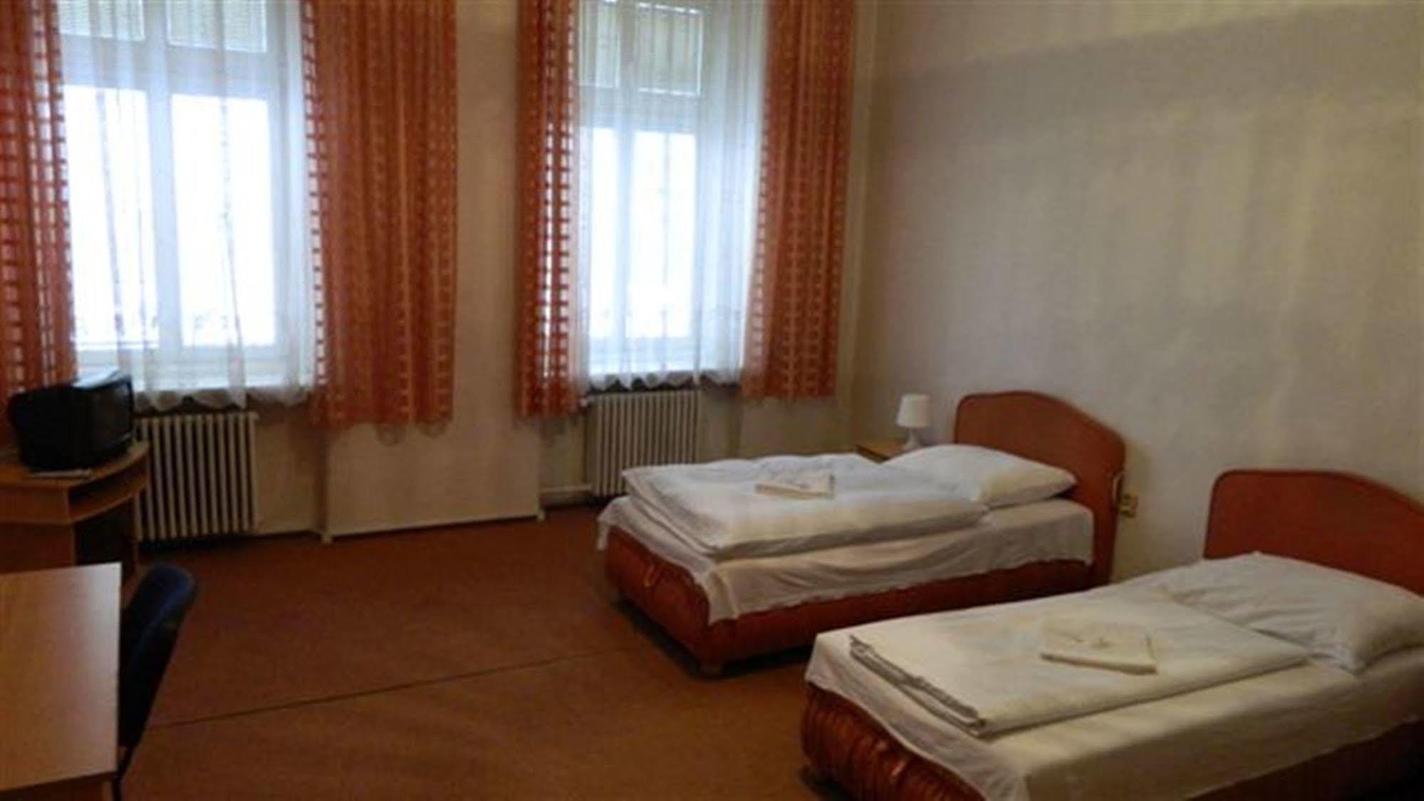 Hotel Maria Ostrava Luaran gambar