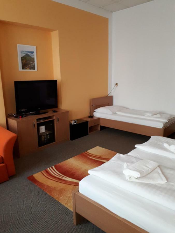 Hotel Maria Ostrava Luaran gambar